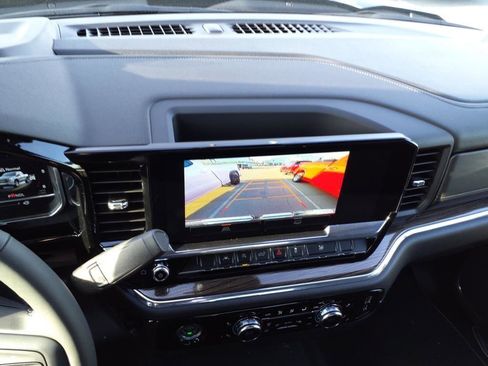 Used 2023 GMC Sierra 1500 Elevation image 14