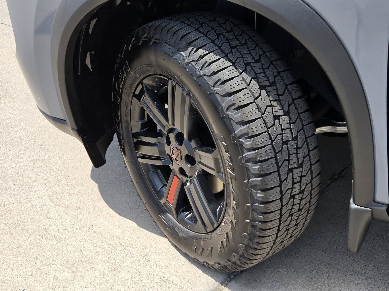 New 2026 Nissan Rogue SV AWD/4WD image 9