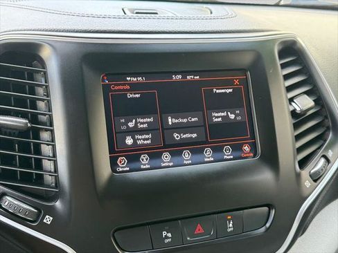 Certified 2021 Jeep Cherokee Latitude Lux AWD/4WD image 19