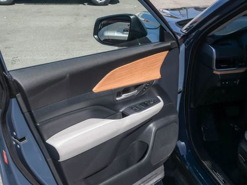 Used 2025 Toyota Grand Highlander FWD image 27