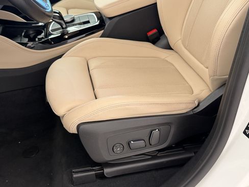 Used 2025 BMW X4 xDrive30i w/ Premium Package AWD/4WD image 15