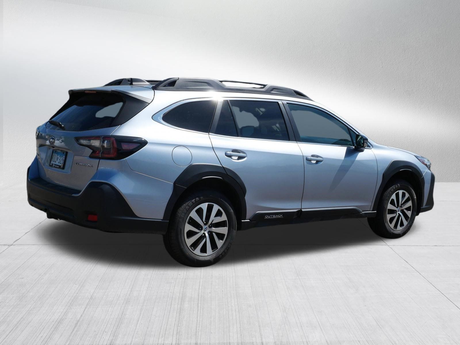 Used 2023 Subaru Outback Premium w/ Popular Package #1 AWD/4WD image 7