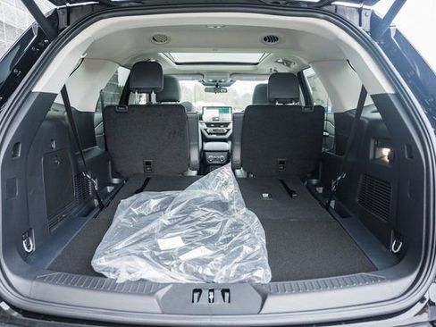 New 2026 Ford Explorer Active w/ Active Comfort Package image 18