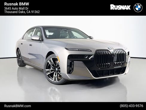New 2026 BMW i7 xDrive60 w/ Executive Package AWD/4WD image 1