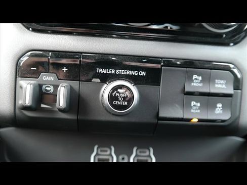 New 2025 RAM 1500 Big Horn image 18