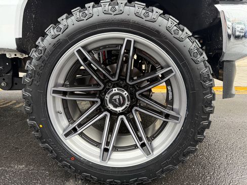 Used 2024 Ford F250 XL w/ Snow Plow Prep Package image 9