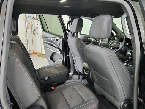 Used 2024 Chevrolet Traverse LT image 26