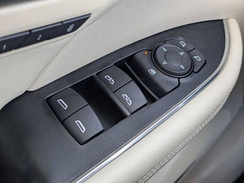 Used 2023 Buick Envision Avenir FWD image 28