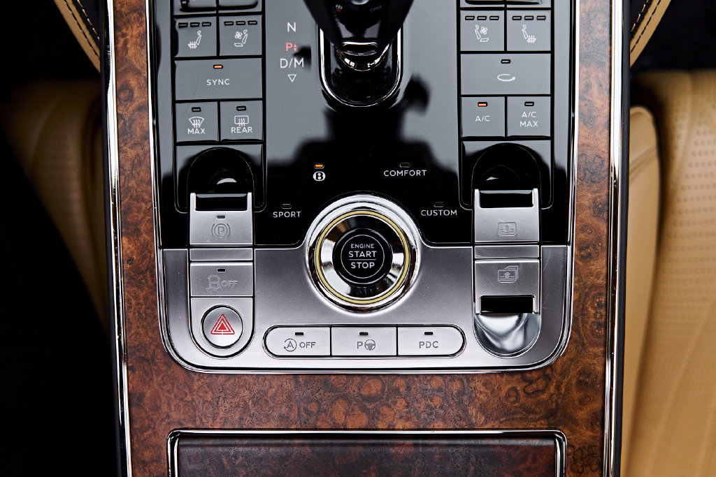 Used 2022 Bentley Flying Spur V8 AWD/4WD image 66