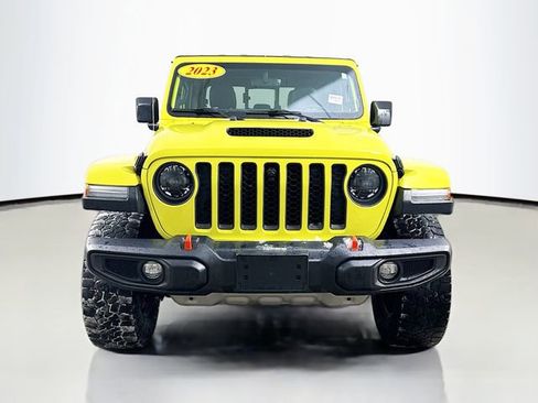 Used 2023 Jeep Gladiator Mojave w/ LED Lighting Group AWD/4WD image 2
