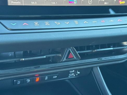 New 2026 Dodge Charger Scat Pack w/ Blacktop Package AWD/4WD image 19