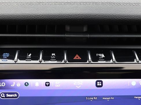 Used 2023 Jeep Grand Cherokee 4WD 4xe image 29