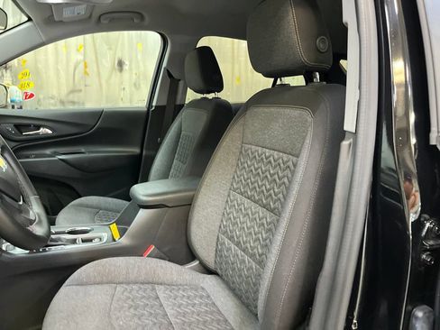 Used 2024 Chevrolet Equinox LT AWD/4WD image 16
