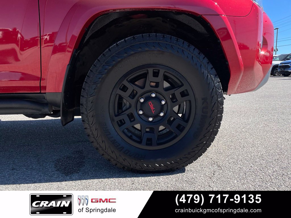 Used 2024 Toyota 4Runner TRD Off-Road Premium w/ Moonroof Package AWD/4WD image 29
