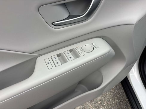 New 2026 Hyundai Kona SEL Premium image 8