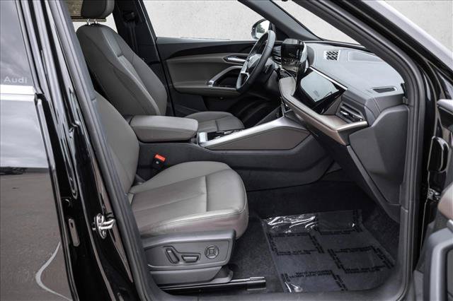 Certified 2025 Audi Q5 Premium w/ Convenience Package AWD/4WD image 26