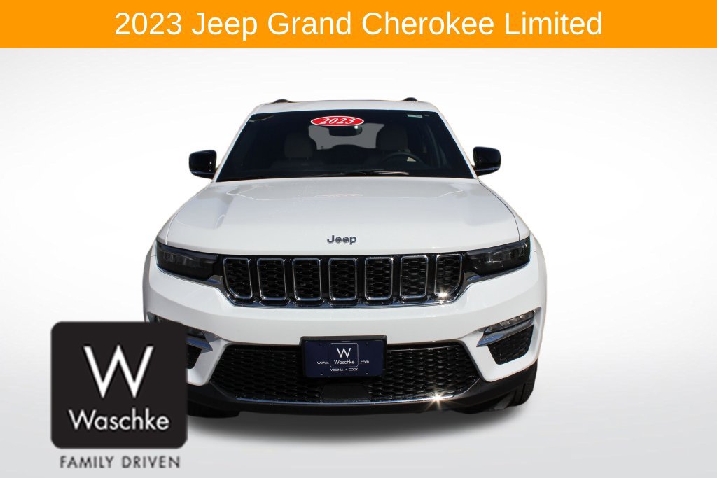 Used 2023 Jeep Grand Cherokee Limited w/ Trailer Tow Prep Group (B) AWD/4WD image 2
