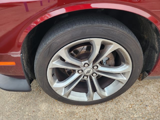 Used 2021 Dodge Challenger R/T RWD image 9