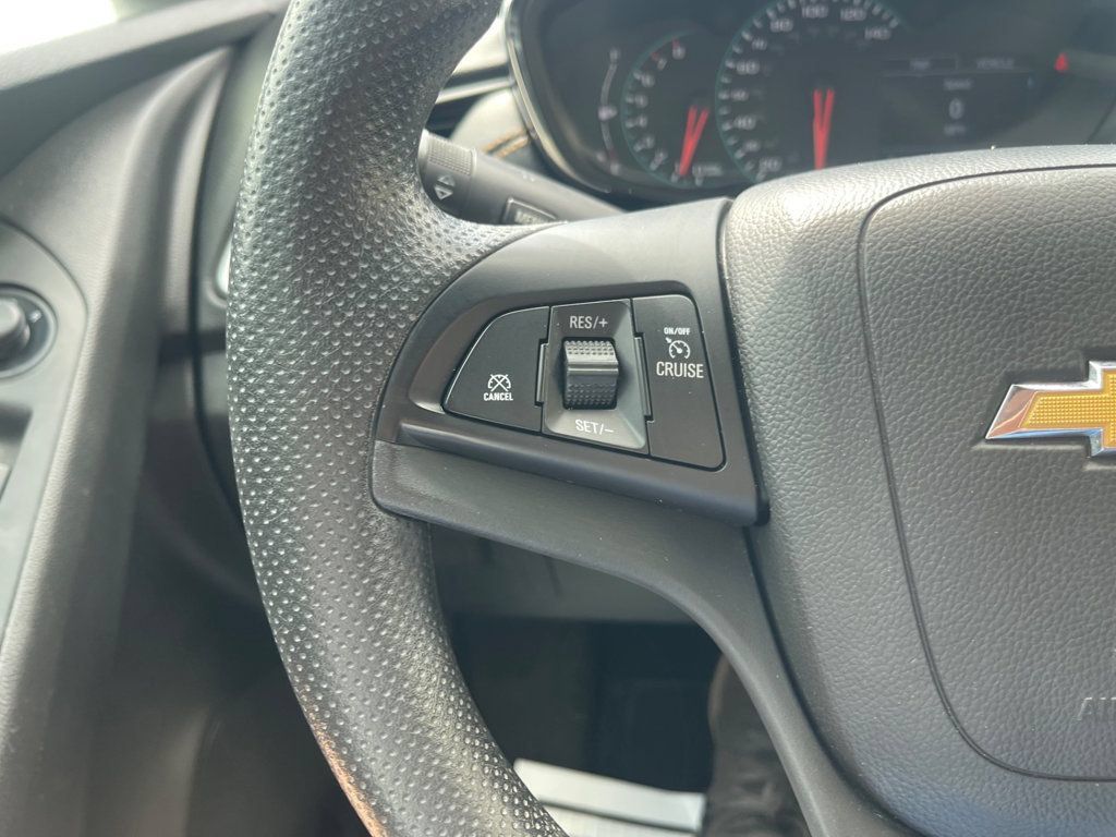 Used 2021 Chevrolet Trax LS w/ Tint and Cruise Package FWD image 16