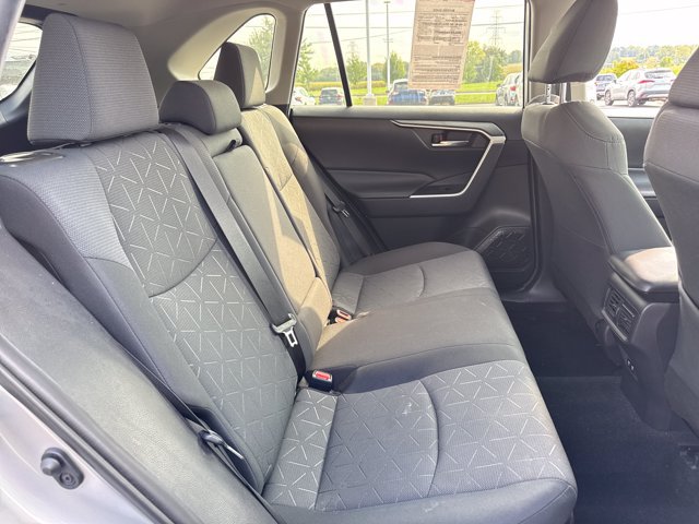Used 2021 Toyota RAV4 XLE w/ Convenience Package AWD/4WD image 12