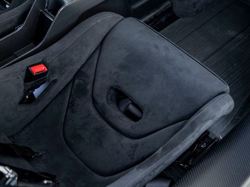 Used 2020 McLaren 620R image 22