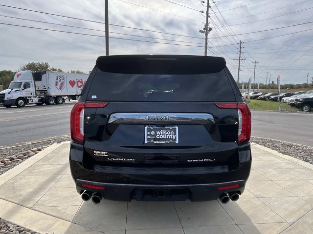 Used 2023 GMC Yukon Denali Ultimate AWD/4WD image 4