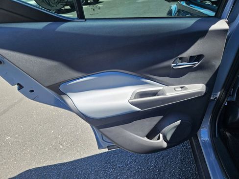 Used 2023 Nissan Kicks SR w/ SR Premium Package FWD image 9
