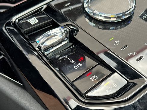 New 2026 BMW 540i xDrive w/ Executive Package image 25