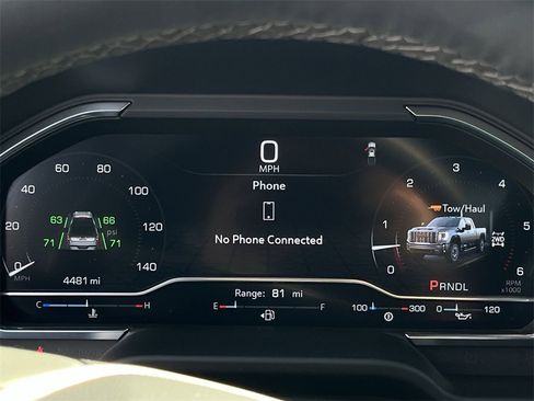 Used 2025 GMC Sierra 2500 Denali w/ Technology Package image 12