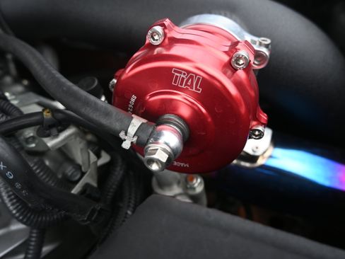 Used 2017 Nissan GT-R Premium image 55