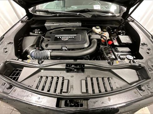 Used 2025 Cadillac XT4 Sport image 30