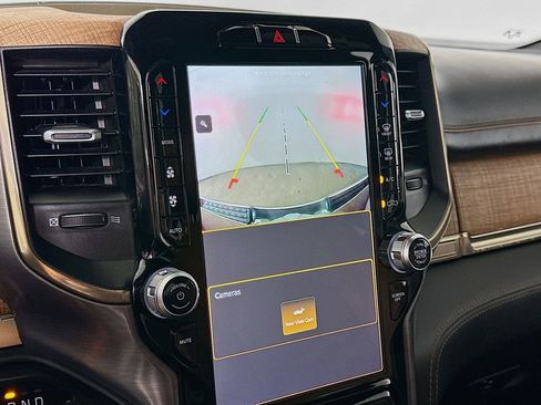 Used 2022 RAM 1500 Limited image 9