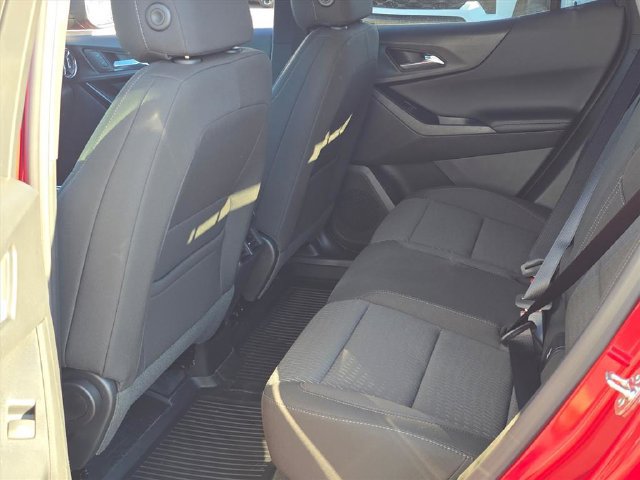 New 2027 Chevrolet Equinox LT w/ LPO, Floor Liner Package FWD image 16