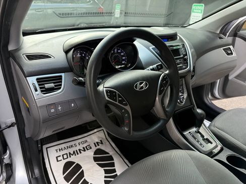 Used 2013 Hyundai Elantra GLS w/ Preferred Pkg FWD image 8