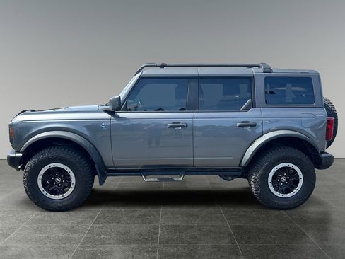 Used 2024 Ford Bronco Black Diamond w/ Sasquatch Package AWD/4WD image 6