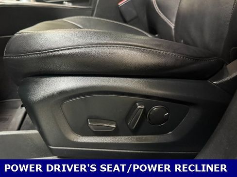 Used 2023 Ford Explorer Limited w/ Limited Technology Package image 14