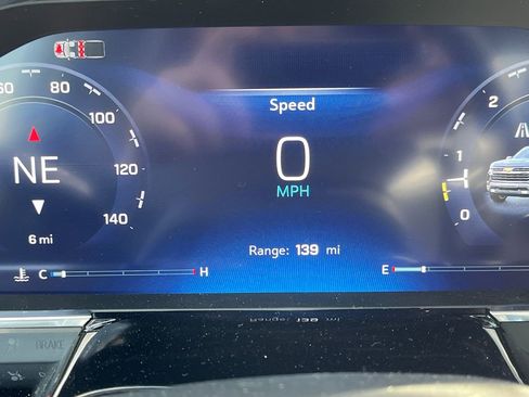 New 2026 Chevrolet Silverado 1500 RST w/ LPO, Dark Essentials Package AWD/4WD image 16