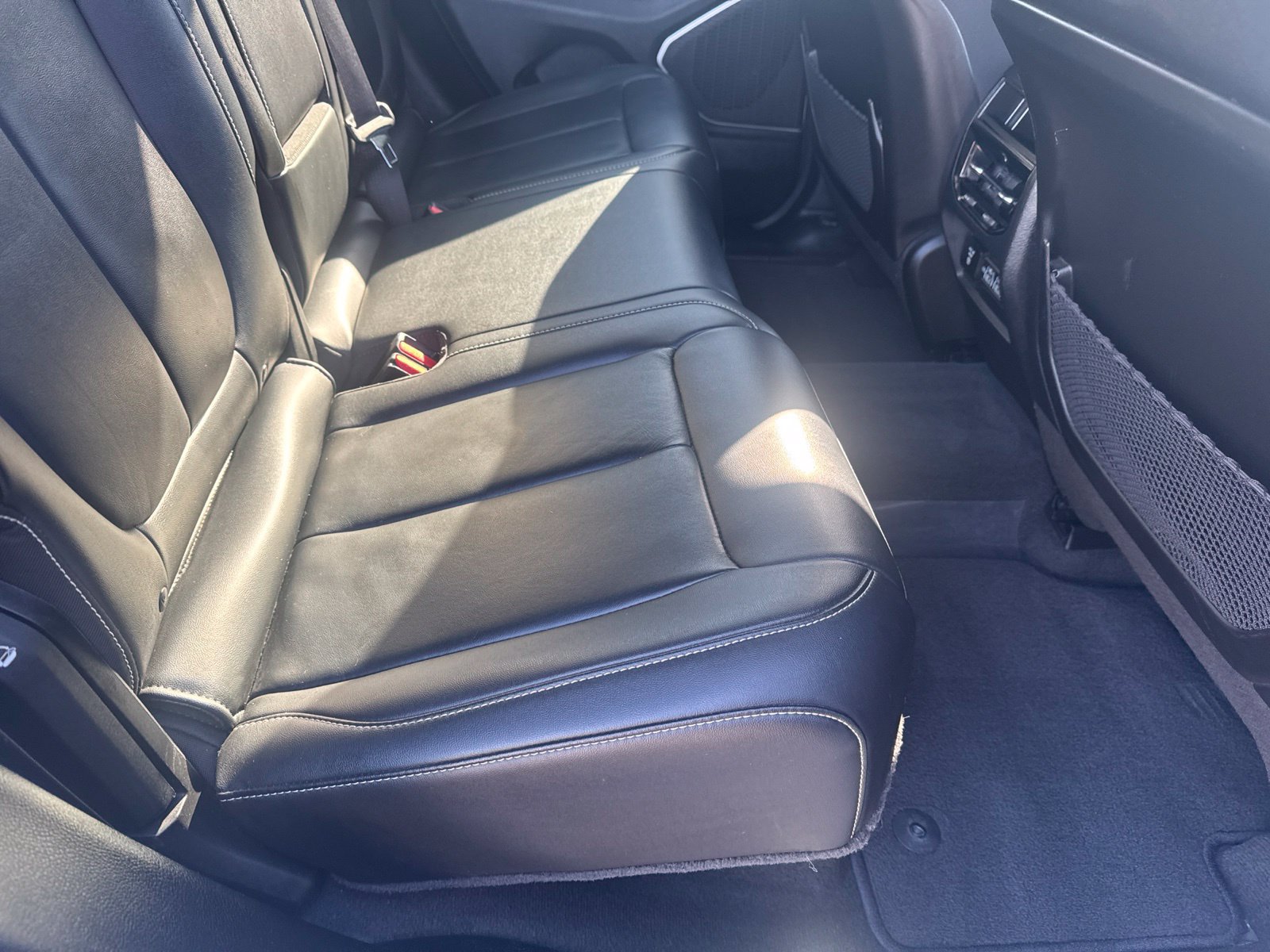 Used 2022 Jeep Grand Cherokee Limited AWD/4WD image 16