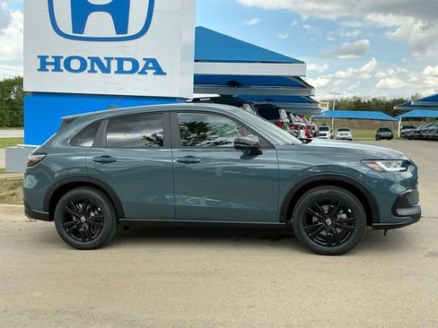 New 2026 Honda HR-V Sport image 2