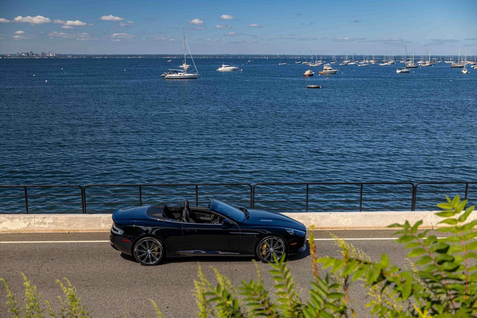 Used 2013 Aston Martin DB9 Volante RWD image 90