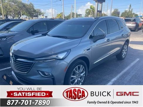 Used 2023 Buick Enclave Essence w/ Experience Buick Package FWD image 1