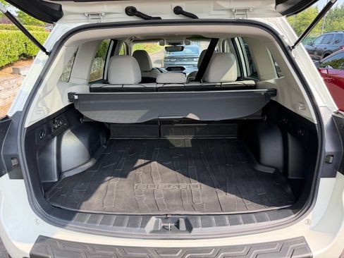 Used 2020 Subaru Forester Premium w/ Popular Package #1 AWD/4WD image 10