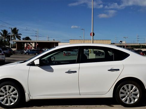 Used 2017 Nissan Sentra S FWD image 2