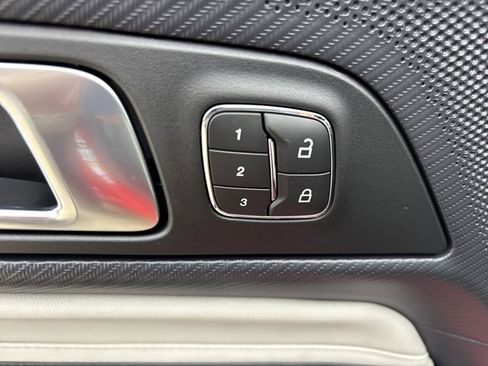 Used 2024 Ford Mustang GT Premium image 19