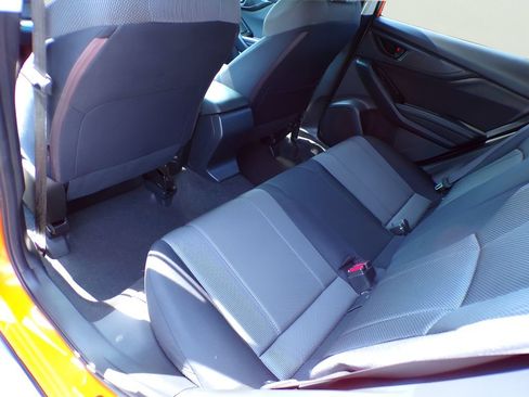 Used 2018 Subaru Crosstrek 2.0i AWD/4WD image 14