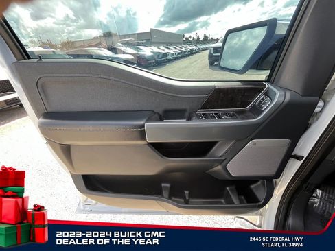 Used 2021 Ford F150 Lariat image 23