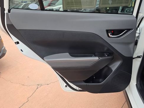 Certified 2025 Subaru Crosstrek 2.5i Limited w/ Crosstrek Mirror Package AWD/4WD image 20
