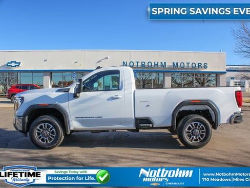 Used 2024 GMC Sierra 3500 SLE w/ SLE Convenience Package image 4