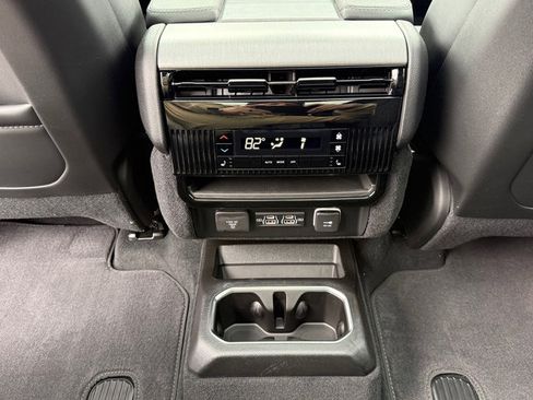 New 2026 Jeep Grand Wagoneer Limited image 21