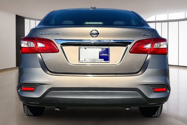 Used 2016 Nissan Sentra SV w/ Style Package FWD image 5